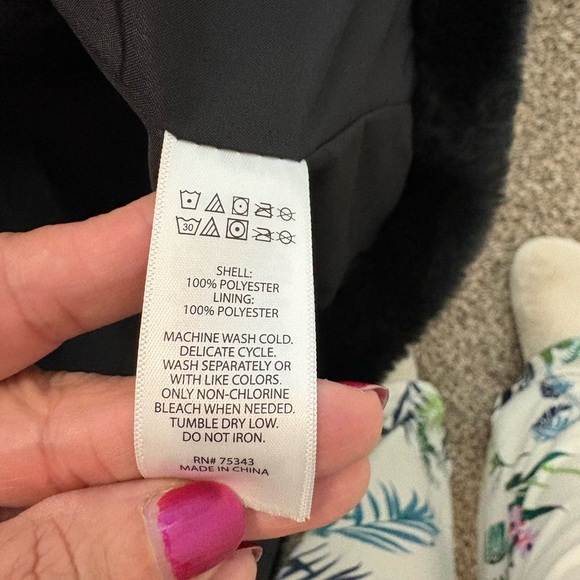 Rachel Zoe: Women's Black Faux Fur Coat - Picture 4 of 5